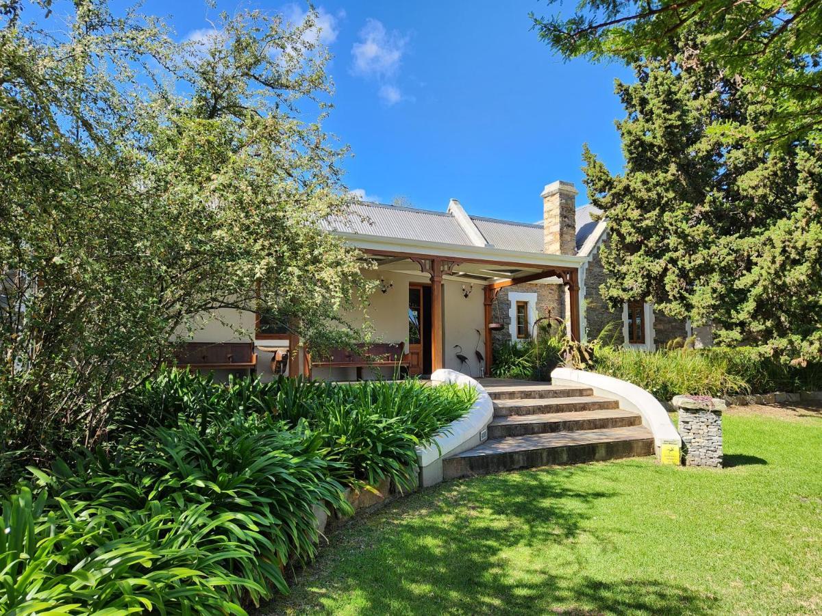 St Aidan'S Manor Hotel Grahamstown Exterior foto